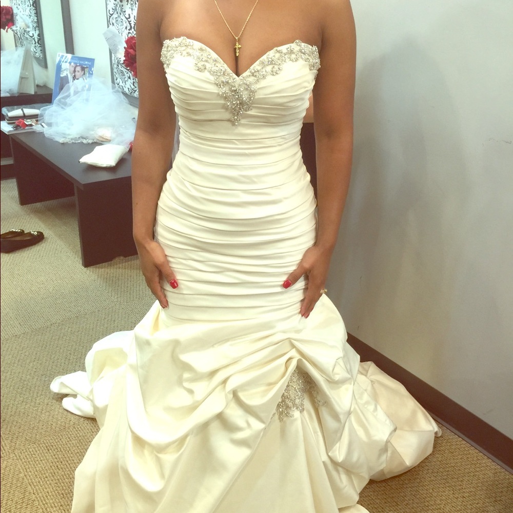 Wedding dress
